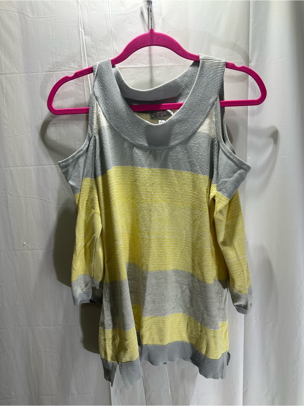 All at Once Women’s L Gray Yellow Striped Cold Shoulder Knit Pullover Sweater